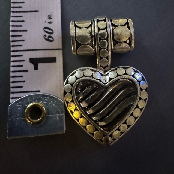 ♥️ Heart Pendant - Picture 5 of 5